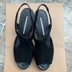 Donald J Pliner Black Suede Sandals 7 - Like New